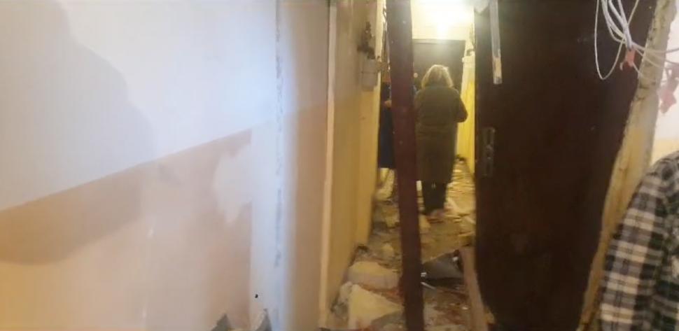 Explozie puternică într-un bloc din Galați! O persoană a ajuns la spital cu arsuri 883907