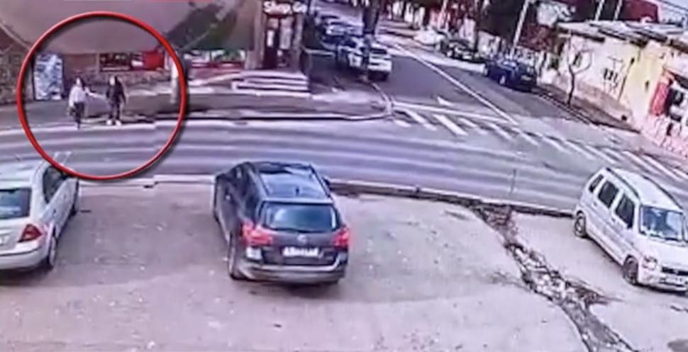 Tatăl Raisei, revoltă în direct. Poliţistul ucigaş scapă de închisoare. Cu o zi înaintea morţii, copila semnalase o altă ilegalitate a maşinii de poliţie, chiar în faţa şcolii  884132