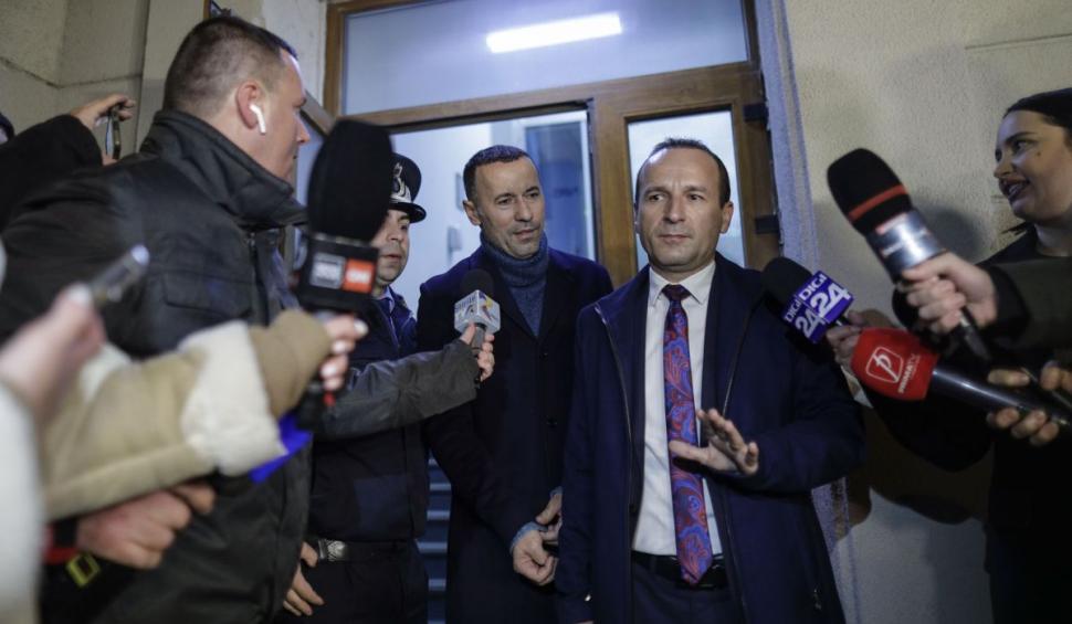 Iulian Dumitrescu a demisionat din toate funcțiile pe care le deținea în PNL: ”Sunt în continuare beneficiarul prezumției de nevinovăție” 884347