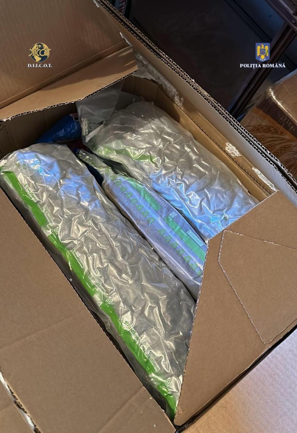 Un medic din Arad a fost prins în flagrant cu 20 de kilograme de droguri, într-o benzinărie 884227