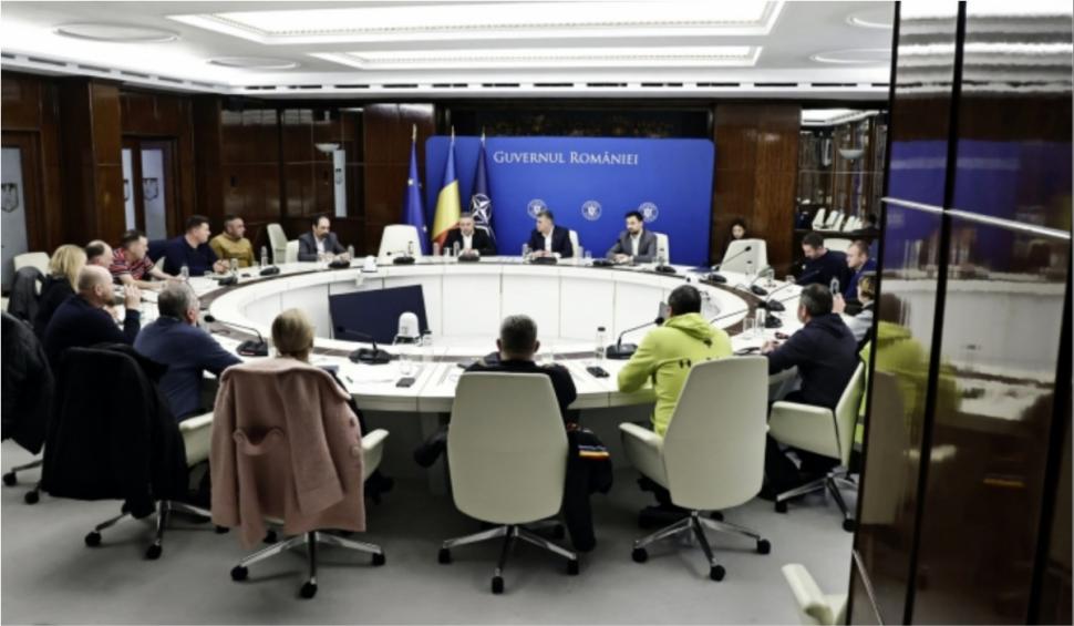 Guvernul a ajuns la un acord cu fermierii și transportatorii pentru încetarea protestelor. Vor fi încheiate manifestările în stradă 884455
