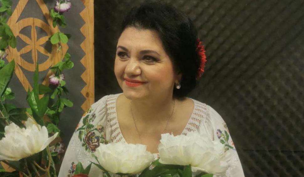 A murit Victoriţa Cică, îndrăgită solistă de muzică populară. Avea 50 de ani 884731