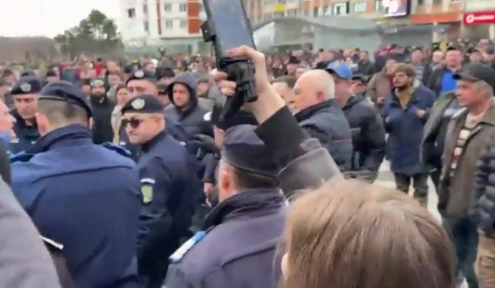 Incidente la mitingul anti-extremism organizat de PNL la Suceava | Gheorghe Flutur: Nu daţi like-uri la lichele, vor veni vremuri mai grele 884724