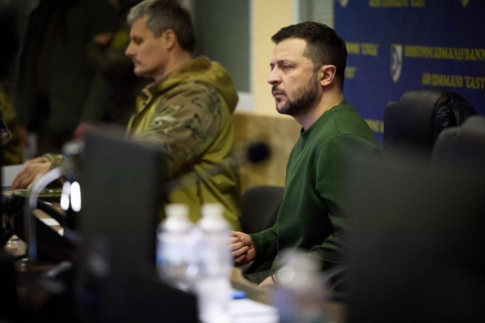 Război în Ucraina, ziua 711. Zelenski a vizitat trupele de pe linia frontului din sud 884719