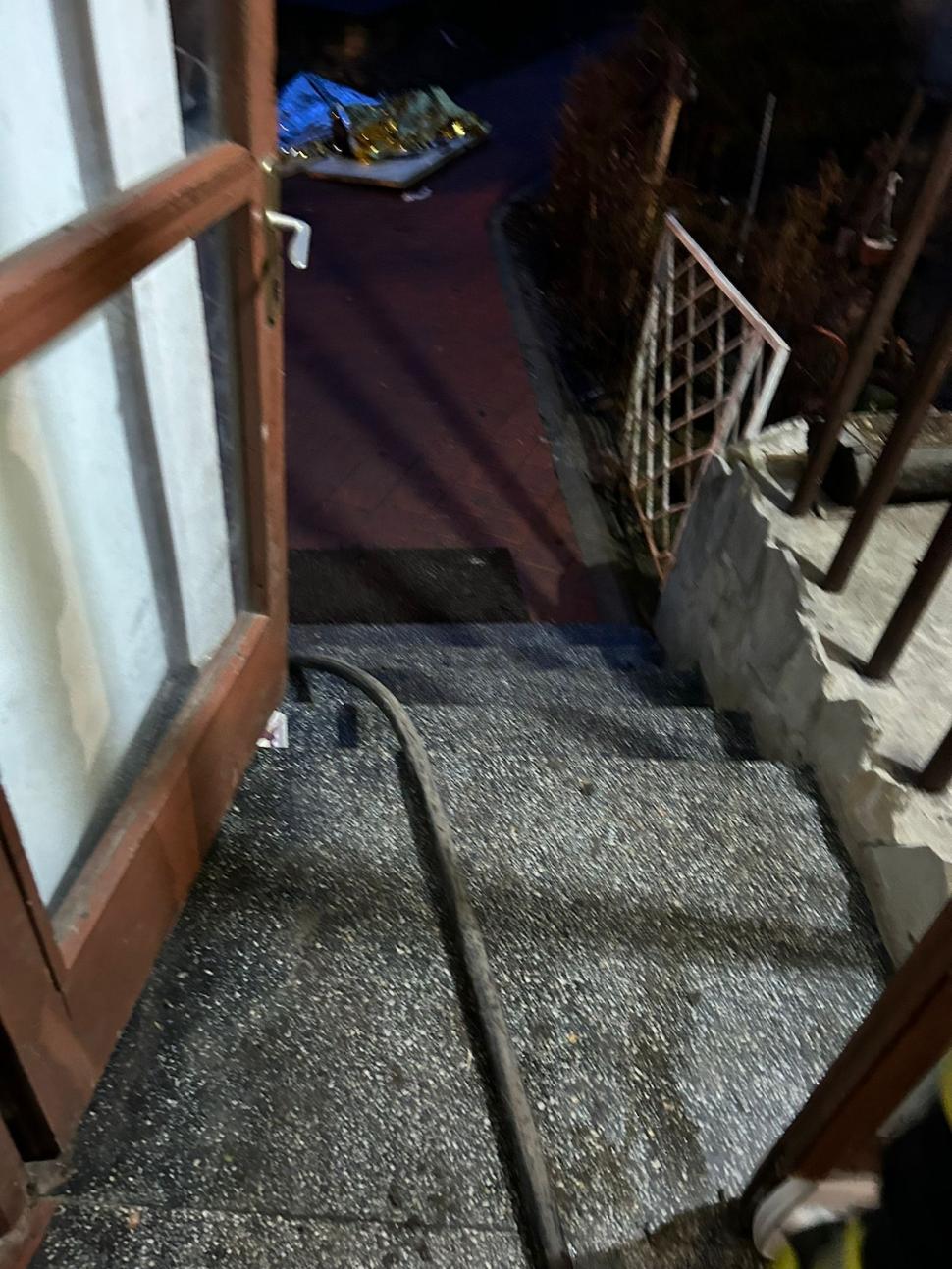 Incendiu puternic într-un bloc din Suceava! Pompierii au găsit două persoane decedate 884786