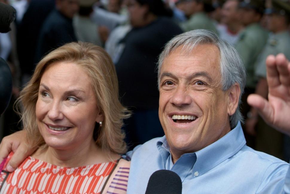 A murit fostul președinte din Chile, într-un accident de elicopter. Aeronava s-a prăbușit într-un lac 885209