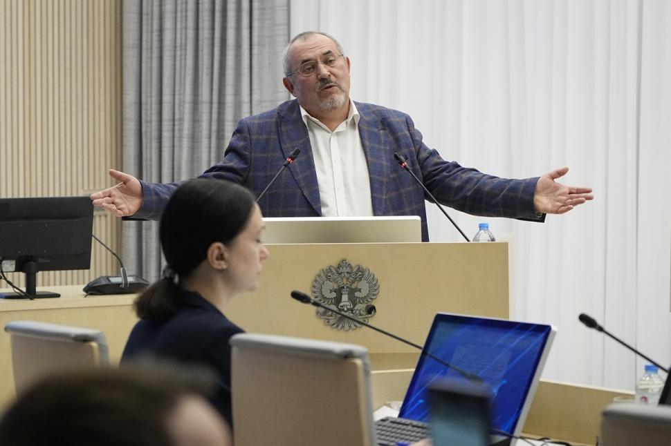 Boris Nadezhdin, contestatarul lui Vladimir Putin, anunță că i s-a respins candidatura la alegerile prezidențiale din Rusia. Motivele invocate de Comisia electorală 885443