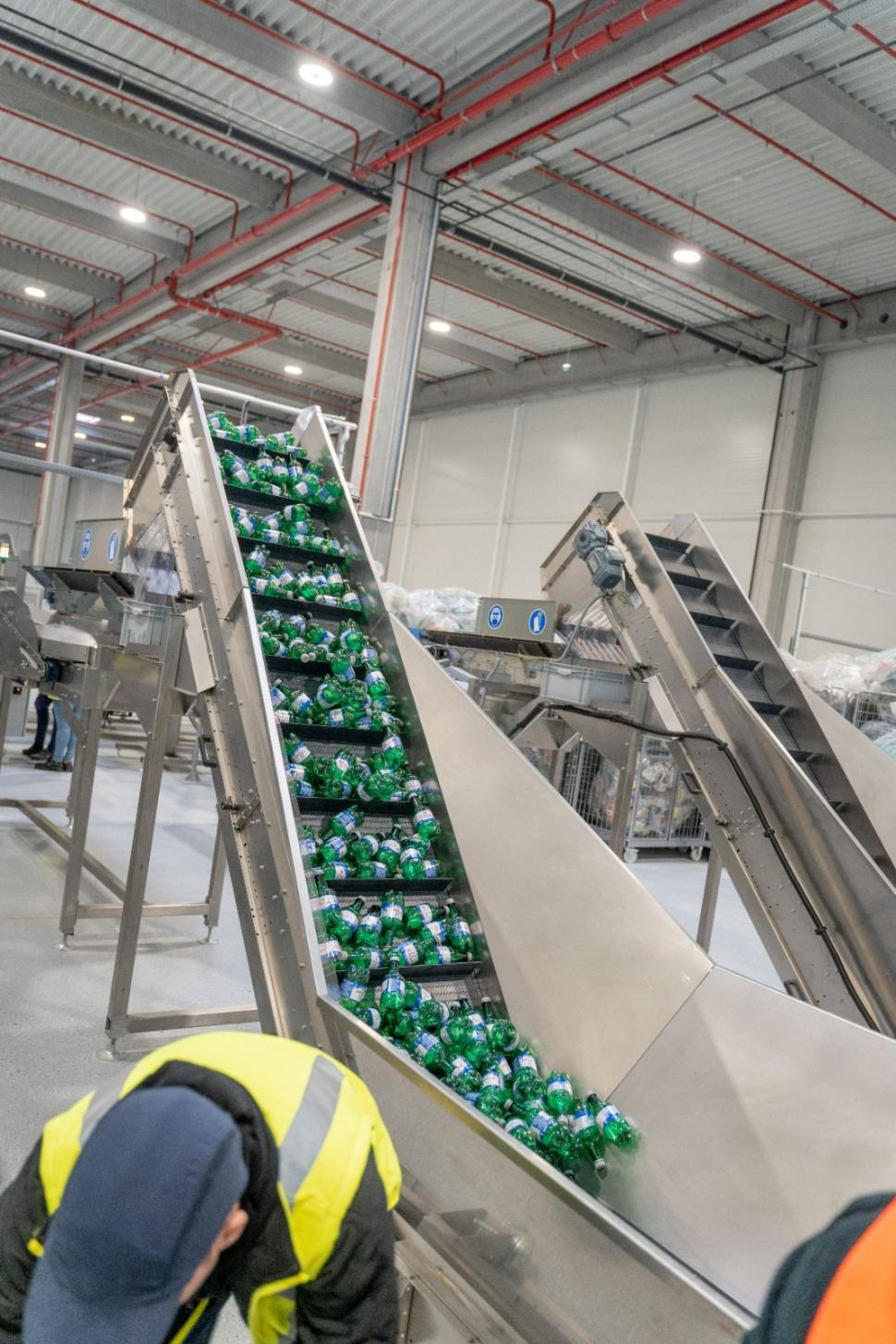 RetuRO deschide un nou centru în Giarmata, asigurând alte 32 de noi locuri de muncă verzi în județul Timiș 885537