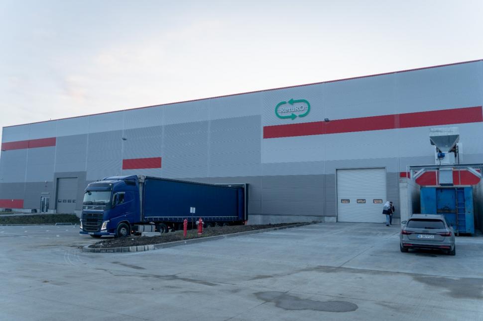 RetuRO deschide un nou centru în Giarmata, asigurând alte 32 de noi locuri de muncă verzi în județul Timiș 885546