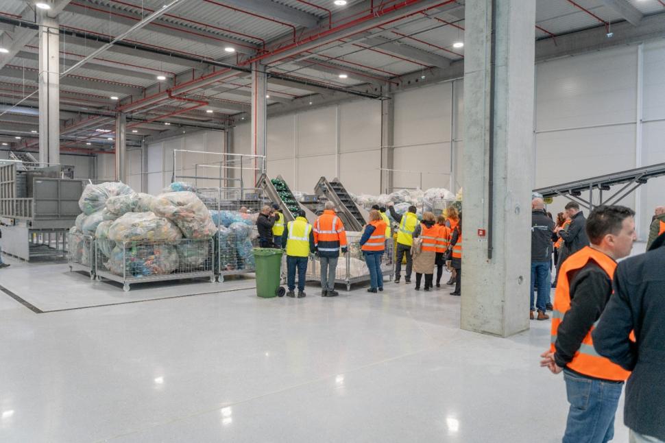 RetuRO deschide un nou centru în Giarmata, asigurând alte 32 de noi locuri de muncă verzi în județul Timiș 885549