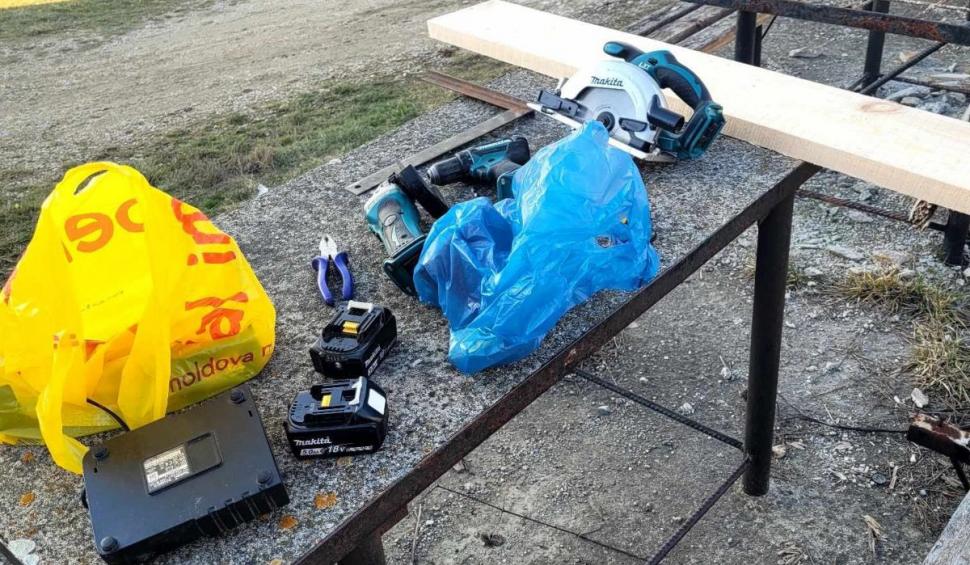 Bărbat, sancționat pentru că a reparat băncile din centrul unui sat din Caraș-Severin: ”Recunosc și regret fapta“ 885876