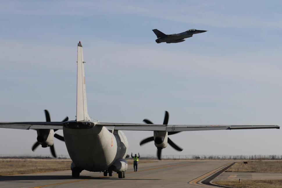 Baza 86 Aeriană Borcea face recrutări. Condițiile cerute pentru a deveni militar în cadrul Forțelor Aeriene Române 886058