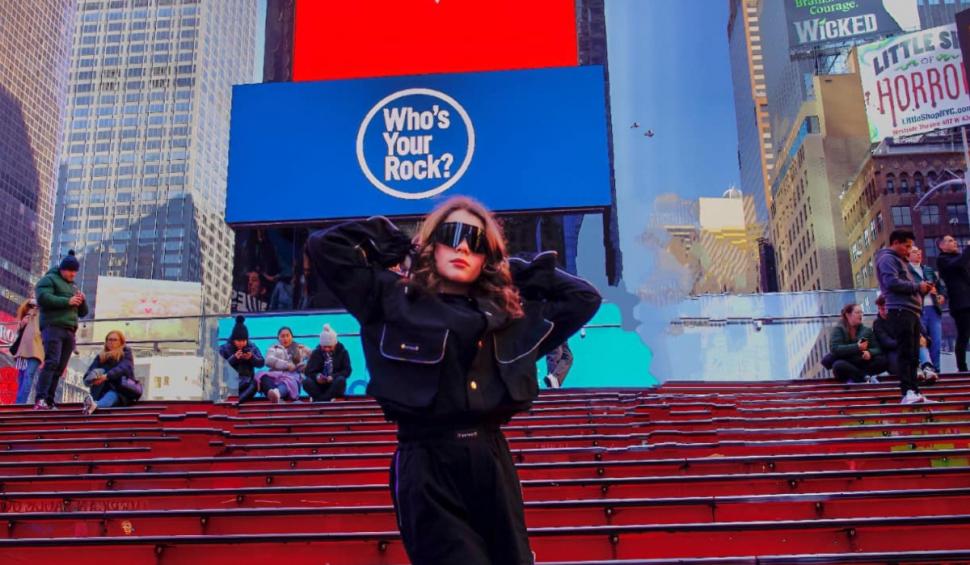 Ea este Sofia, o elevă de 10 ani din Cluj, care a defilat la New York Fashion Week 886120