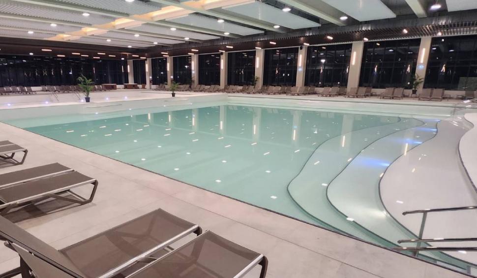 Noua stațiune din România unde poți merge la băi. Cât costă biletul pentru o zi 886013