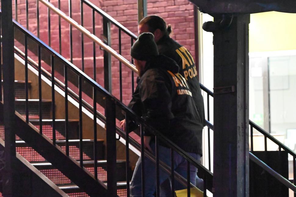 Împușcături în metroul din New York: un mort și cinci răniți grav | Atacatorul a fugit: "Ești căutat de cei mai buni detectivi din lume" 886205