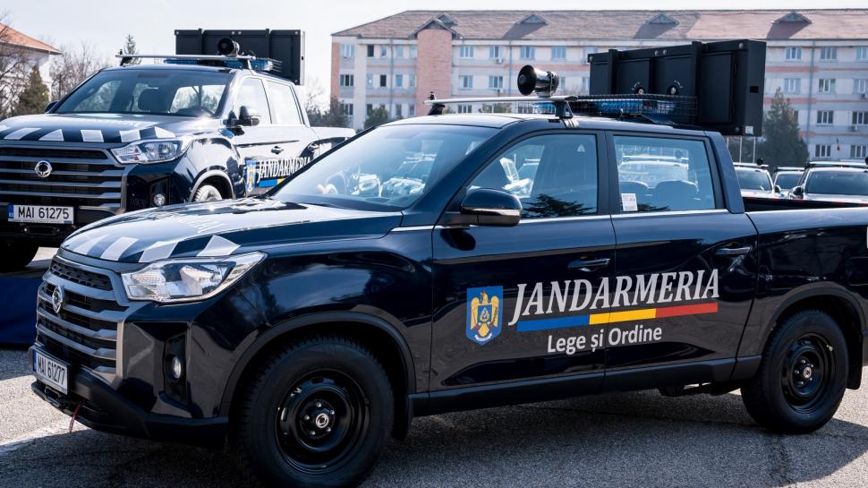 Jandarmeria Română are mașini noi. Peste 50 de autospeciale de lux au plecat spre unitățile operative  886373