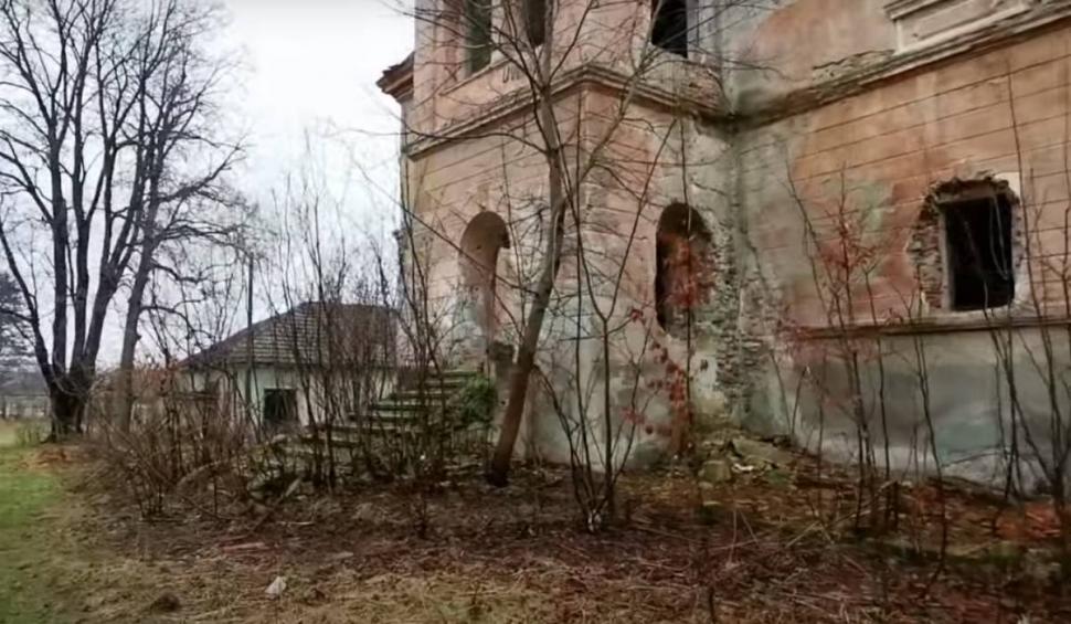 "Parcă ar fi blestemat!": Castelul celebru din România care te ține la distanță | Oamenii au furat tot ce se putea 886429