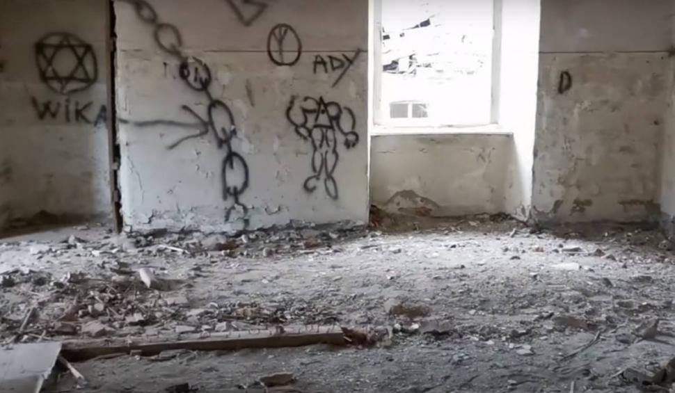 "Parcă ar fi blestemat!": Castelul celebru din România care te ține la distanță | Oamenii au furat tot ce se putea 886430