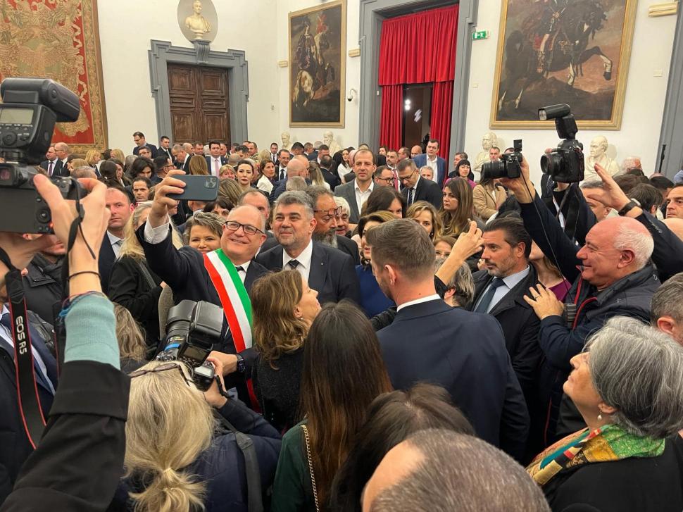 Ciolacu le cere scuze celor care au fost nevoiți să plece peste hotare în căutarea unei vieți mai bune: ”Îi chem pe românii care muncesc în Italia să revină în țară” 886613