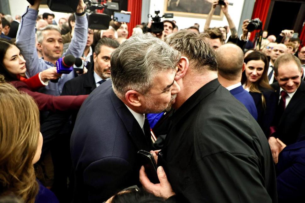 Ciolacu le cere scuze celor care au fost nevoiți să plece peste hotare în căutarea unei vieți mai bune: ”Îi chem pe românii care muncesc în Italia să revină în țară” 886614