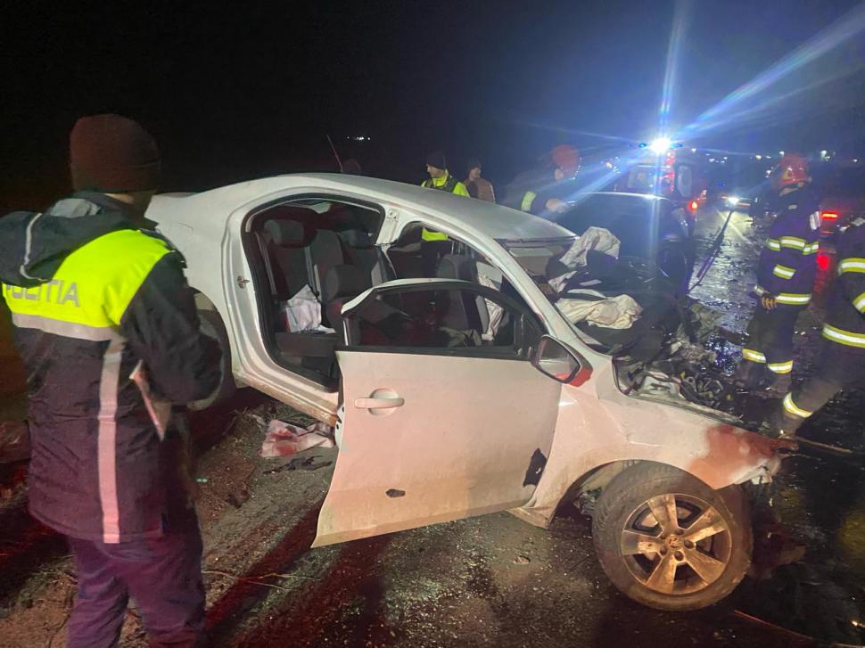 Accident grav, cu opt victime, pe DN25, lângă Braniștea, în județul Galați, după ce un șofer a intrat în depășire la urcarea pe un pod 886865