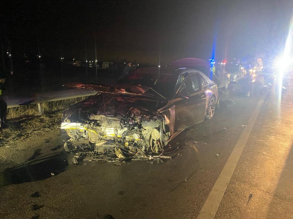 Accident grav, cu opt victime, pe DN25, lângă Braniștea, în județul Galați, după ce un șofer a intrat în depășire la urcarea pe un pod 886867