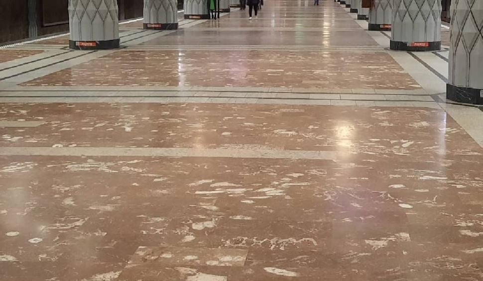 O stație de metrou din București, unică în lume. Românii care trec zilnic pe aici nu știu că pășesc pe o comoară 886485