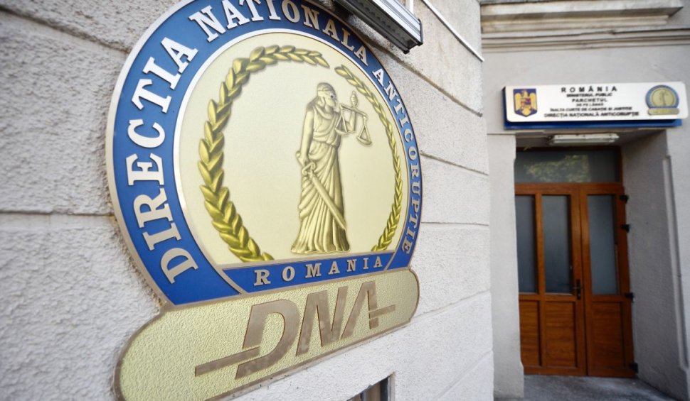 Șeful Gărzii de Mediu din Bistrița-Năsăud, reținut de procurorii anticorupție pentru luare de mită