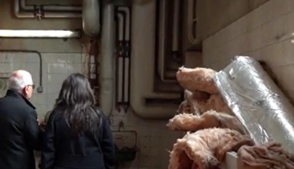 Imagini din Vila Lac 1: degradare, geamuri sparte și pereți cu infiltrații | Statul român vrea să investească aproape 60 milioane de euro pentru reabilitare 887030