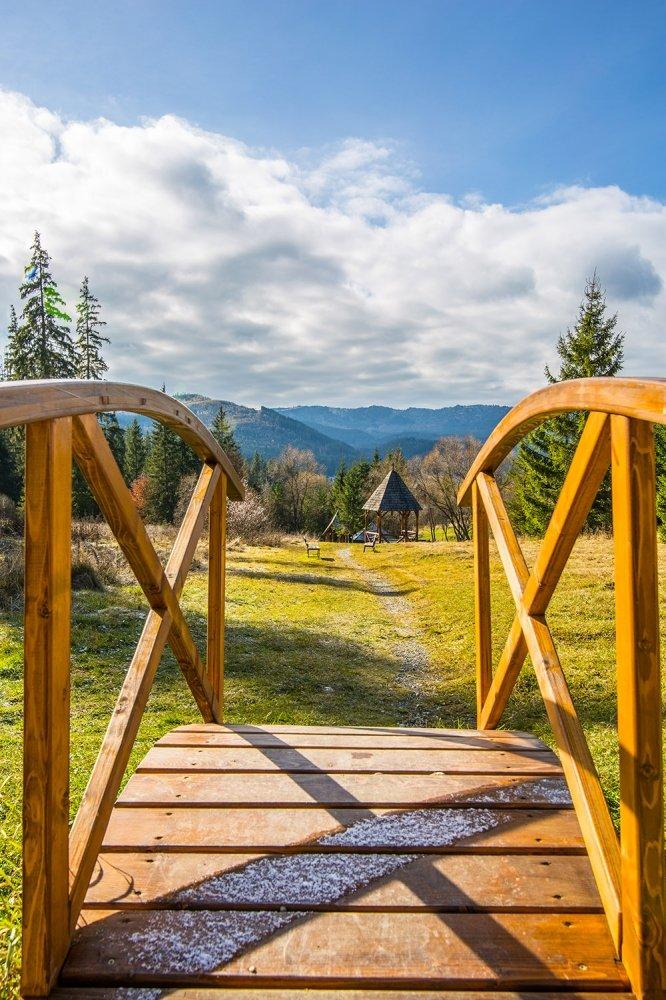 O stațiune de renume din România impune taxă de promovare. Turiștii vor plăti un supliment pentru fiecare noapte de cazare 887555