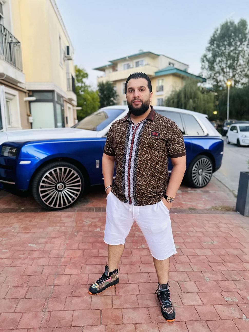 Tzancă Uraganu, audiat de poliţişti pentru bani falşi primiţi la dedicaţii: "Am dat declaraţii, că vor unii să se afirme. Nu vă e un pic de ruşine?!" 887369