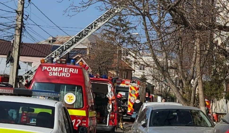 Explozie puternică la un apartament din Constanța! O femeie a suferit arsuri pe 98% din suprafața corporală | Pompierii intervin cu autospeciale