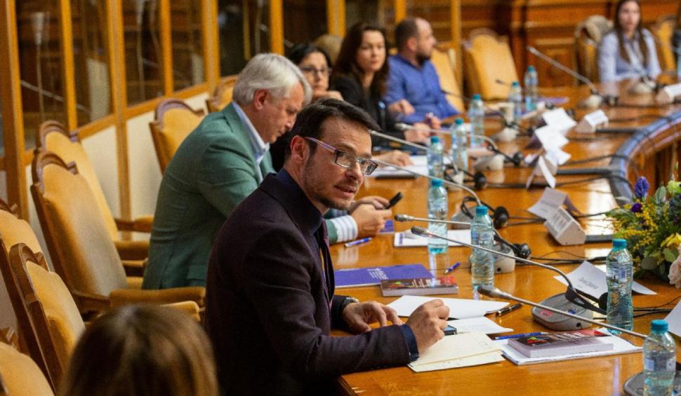 Semnale de alarmă și propuneri clare în urma dezbaterii FACIAS intitulată "FISC vs. Cetățean" de la Palatul Parlamentului 887961