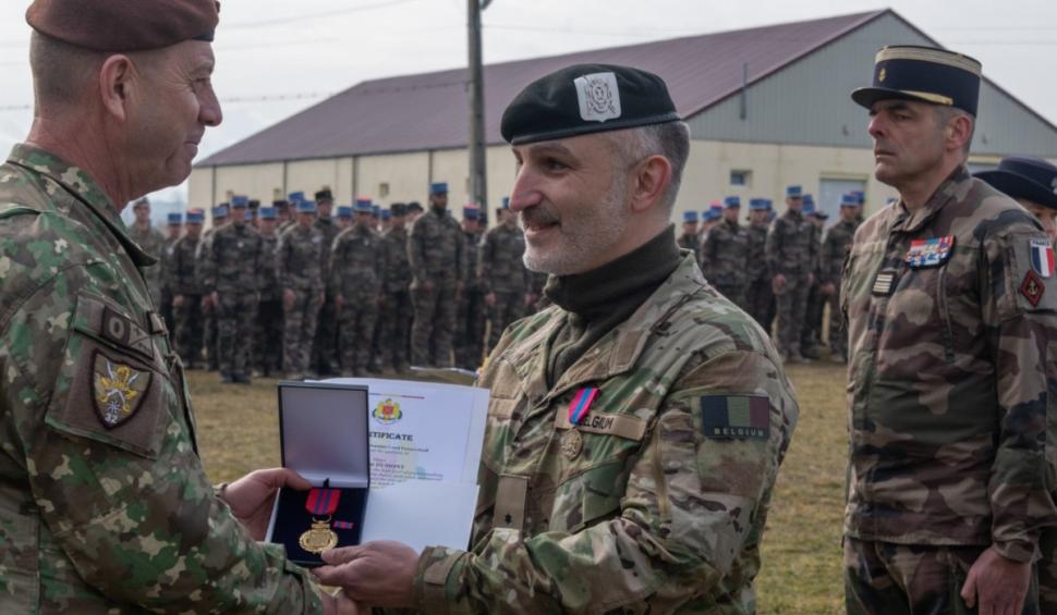 Schimbare la comanda Grupului de luptă al NATO din România 888231