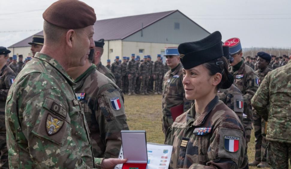 Schimbare la comanda Grupului de luptă al NATO din România 888232