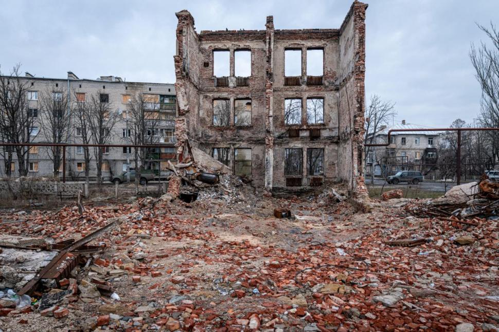 Doi ani de război al Rusiei în Ucraina. Moscova și-a găsit parteneri care-i furnizează arme, Kievul se chinuie să reziste iar Occidentul se luptă cu oboseala, imperativele electorale și indecizia 888274