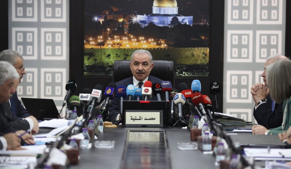 A demisionat premierul palestinian! Anunțul făcut de Mohammad Shtayyeh