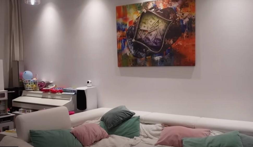 Imagini din vila de lux în care locuiește Liviu Vârciu împreună cu familia. Are buncăr şi cinema 889044