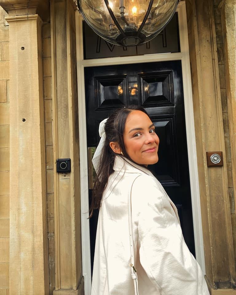 "Mi-am iubit viața, m-am bucurat de fiecare clipă”. O tânără și-a anunțat moartea pe o rețea de socializare, după ce a fost diagnosticată cu o formă rară de cancer 889338