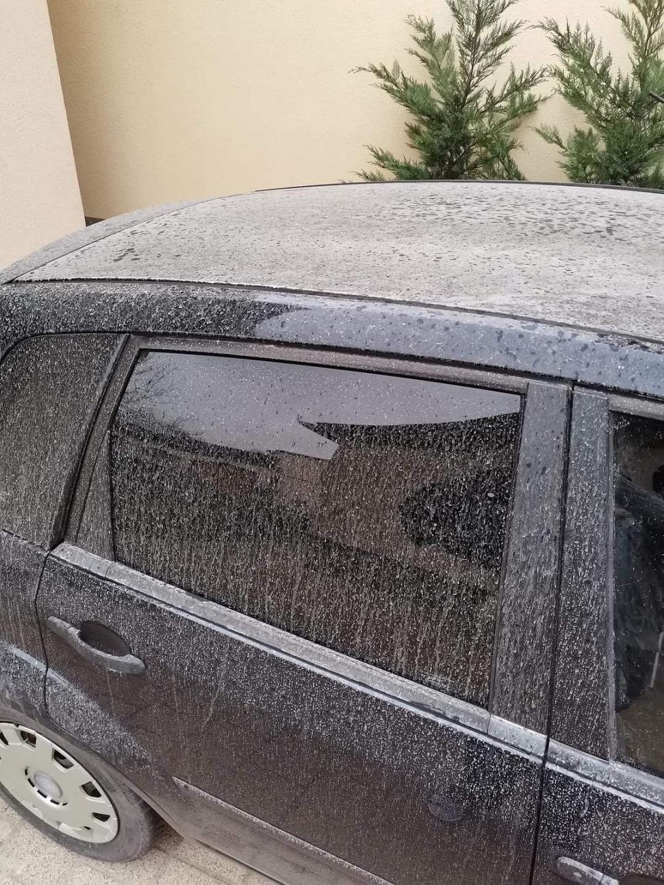 Val de praf saharian, în România: "Pot apărea așa-numitele ploi sângerii, iar calitatea aerului se va înrăutăţi" 889237