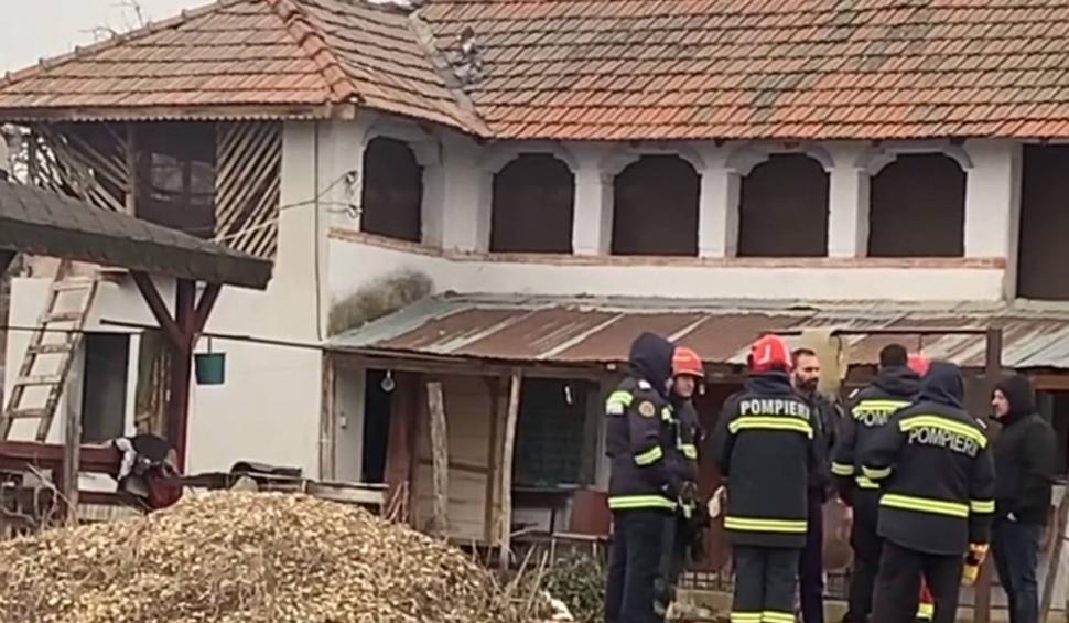 Explozie în casa unui bărbat din Dolj care a descoperit o pungă de gaze în curte, în urmă cu doi ani 889521