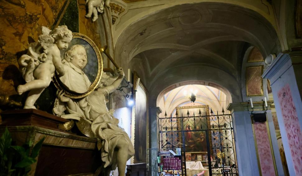 Premierul Marcel Ciolacu, întâlnire cu Episcopul Siluan Șpan la Roma: ”Vom lucra pentru păstrarea limbii române și a valorilor creștine peste tot în lume” 889583