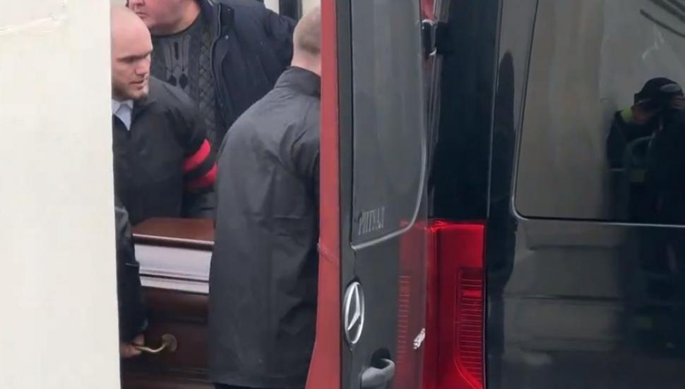 "Nu ți-a fost frică! Nu ne este frică!" Aleksei Navalnîi, aplaudat de mii de oameni la slujba de înmormântare și îngropat cu piesa "My way" a lui Frank Sinatra pe fundal 889465