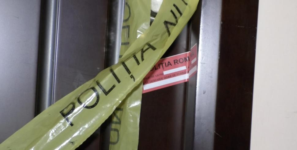 O femeie a fost ucisă de propriul fiu în Drobeta-Turnu Severin. Tânărul era cunoscut drept consumator de droguri 889592