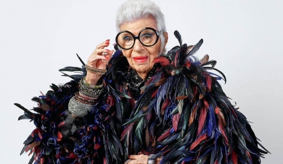 Iris Apfel, simbol excentric al modei și femeie de afaceri de succes, s-a stins din viață  889587