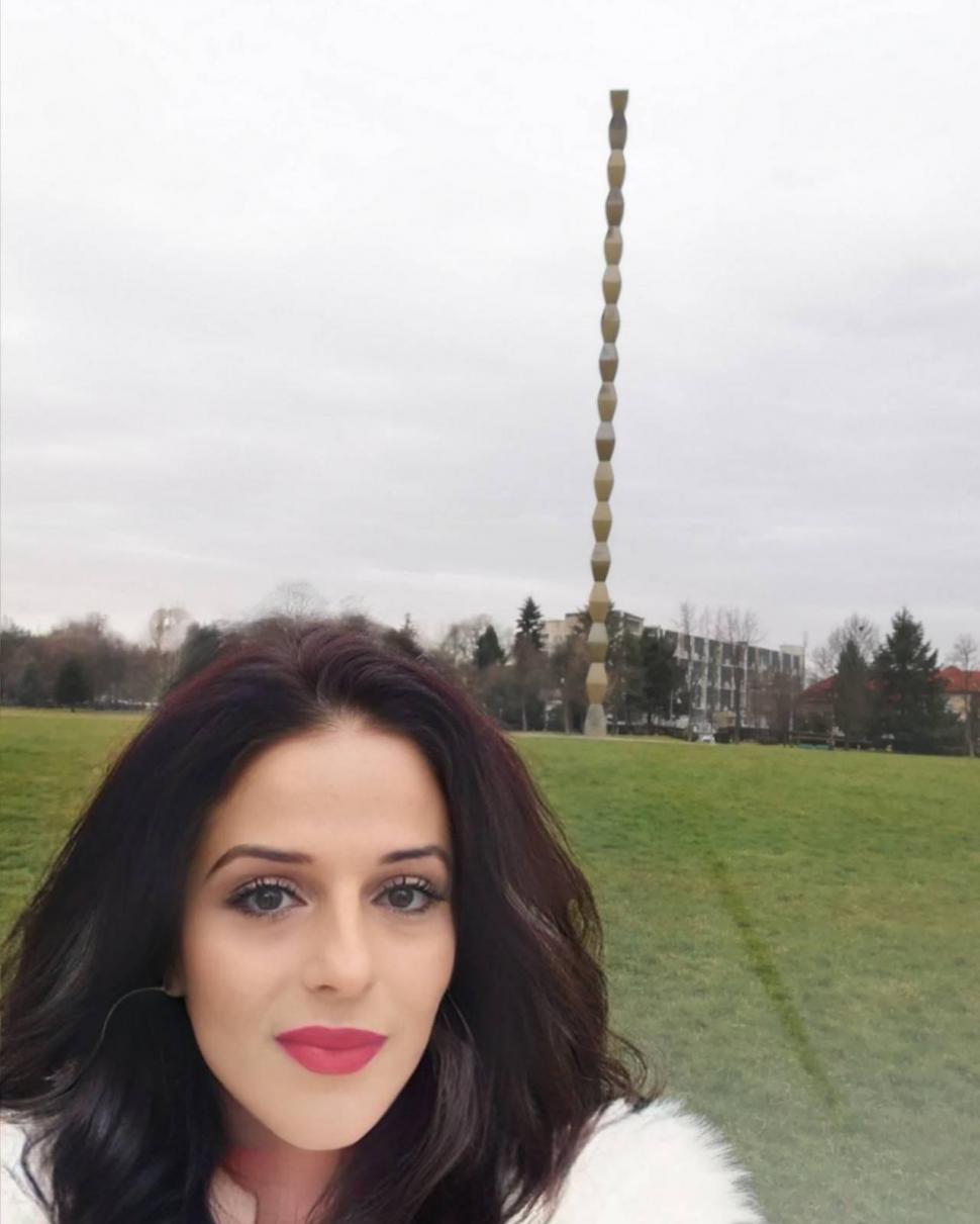 O tânără din Târgu Jiu a fost găsită moartă în locuința iubitului său. Femeia avea doar 40 de ani 889706