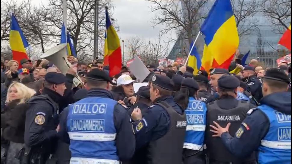 Incidente la protestul AUR de la Congresul liderilor europeni 890412