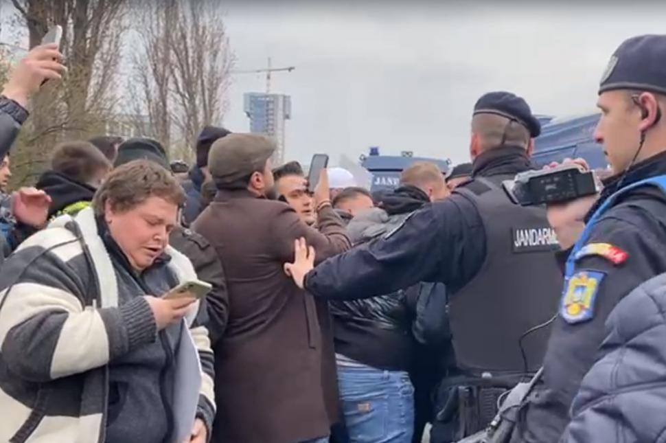 Incidente la protestul AUR de la Congresul liderilor europeni 890417