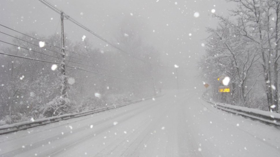 Informare meteo ANM de ninsori în România! Zonele în care se va depune strat de zăpadă