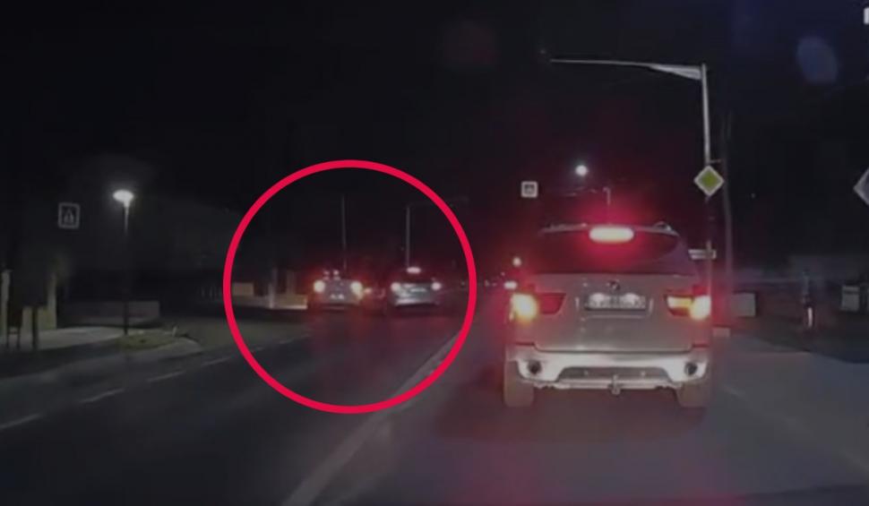 Maşină de poliţie, aflată în misiune, implicată într-un accident pe DN29, în Suceava 890460